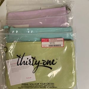 Wristlet Mini Rubie